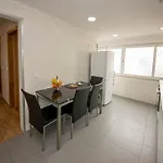Ocean Avenue Apt, Beach, Surf, Golf, Sunsets,walks *
