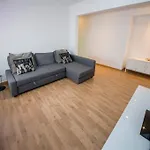 Ocean Avenue Apt, Beach, Surf, Golf, Sunsets,walks * كوستا دا كاباريكا